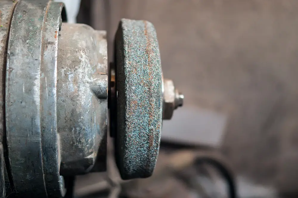 How to Change a Bench Grinder Wheel