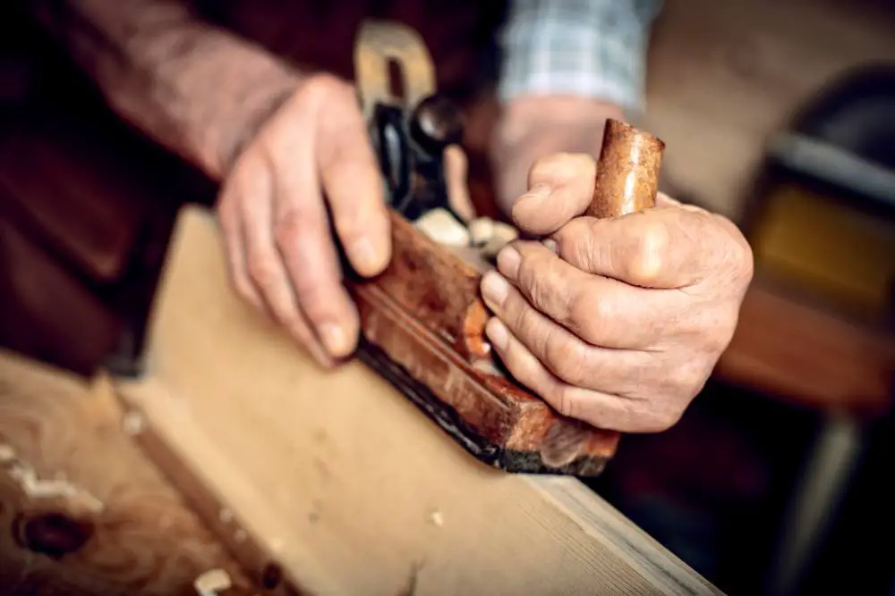 How a Hand Planer Works