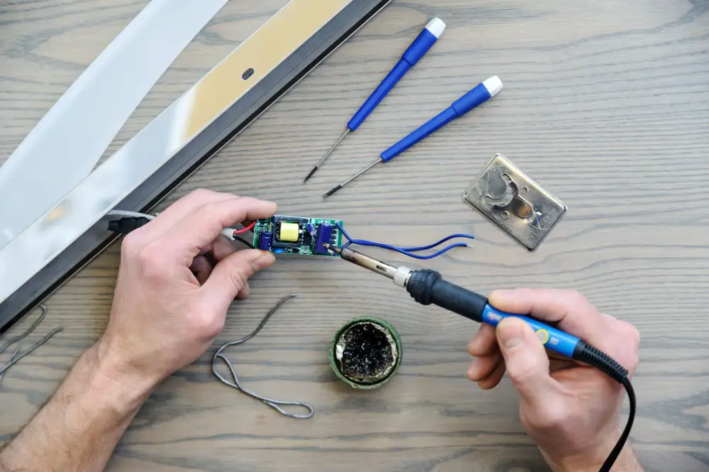 How Does a Soldering Iron Work?