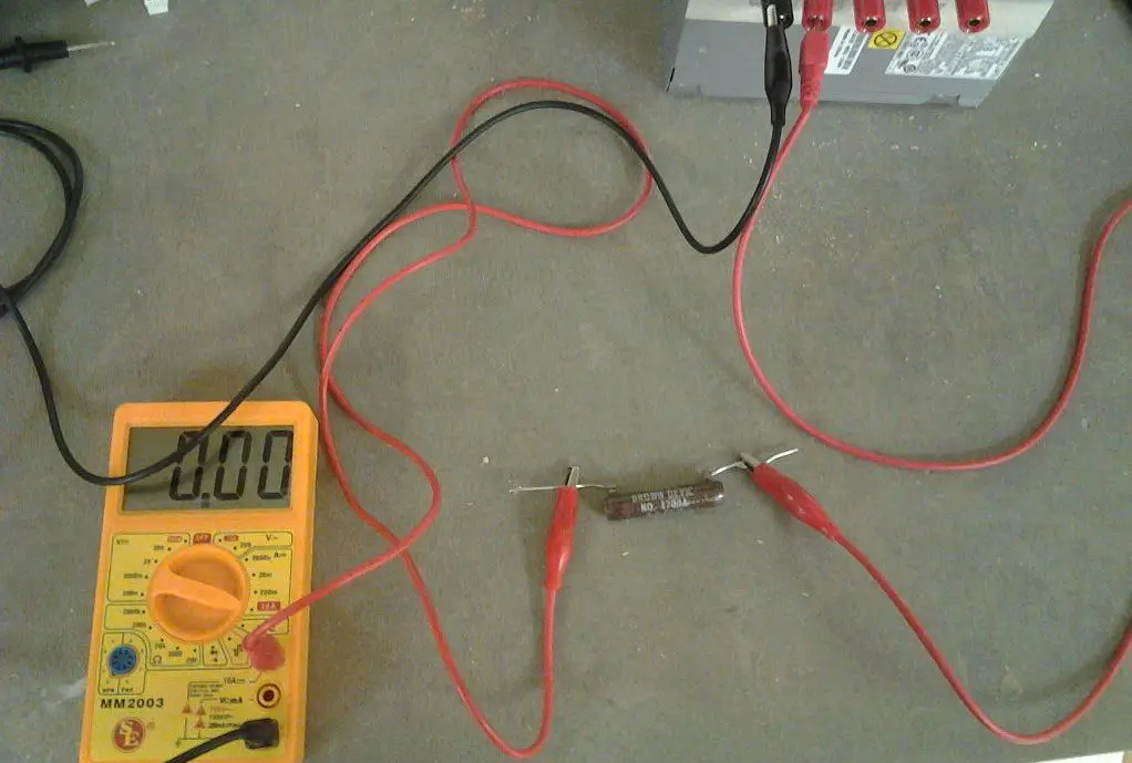 How to Test Ohms with a Multimeter